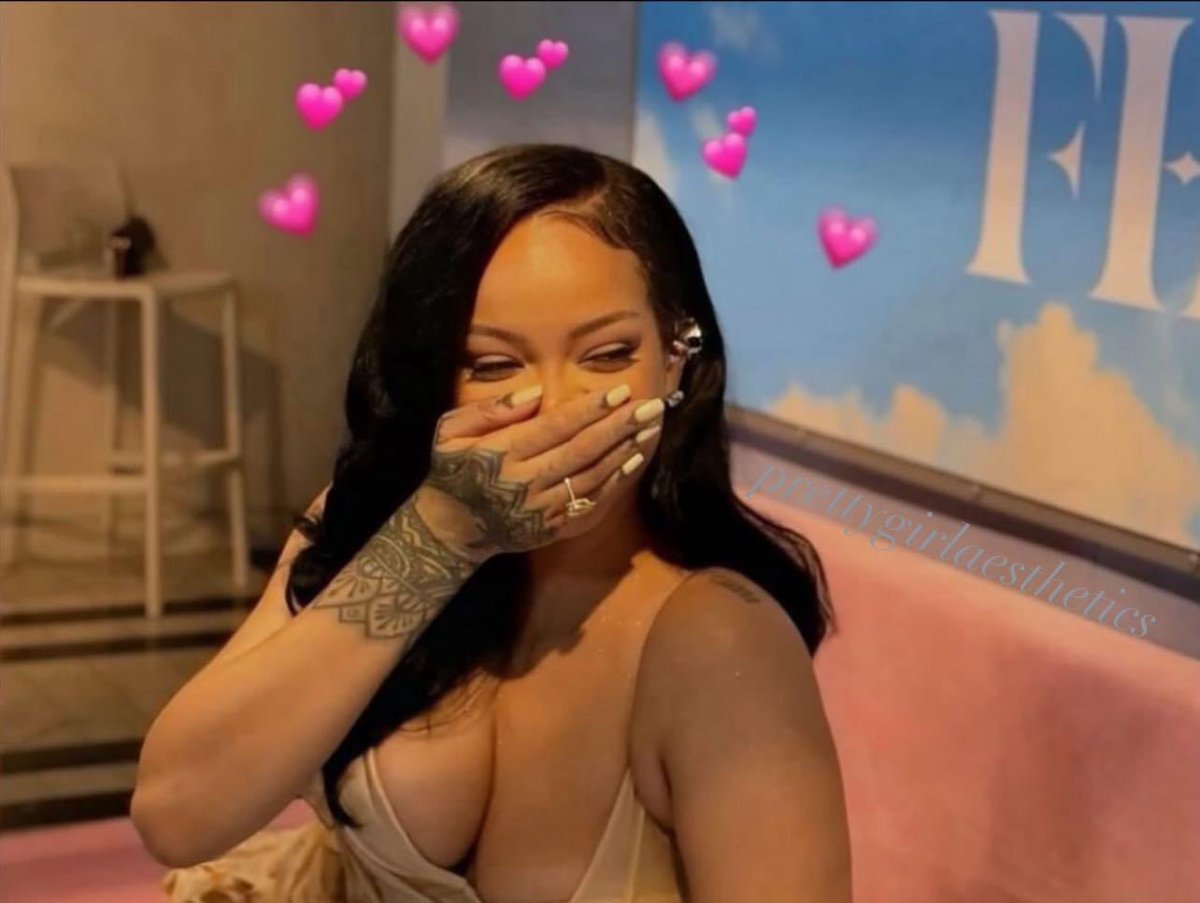 faiththegemini's tweet photo. me when a pretty girl calls me pretty https://t.co/DxxBCrG6x2