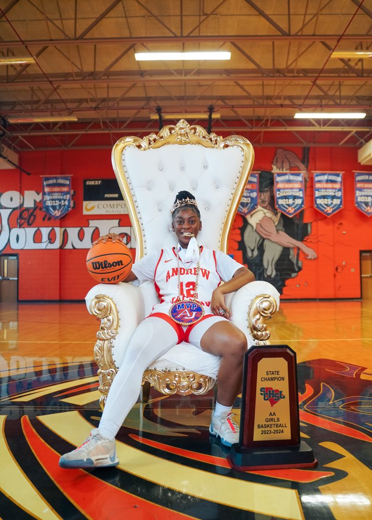alexafair29's tweet image. #repeattour #ringme #sznloading…