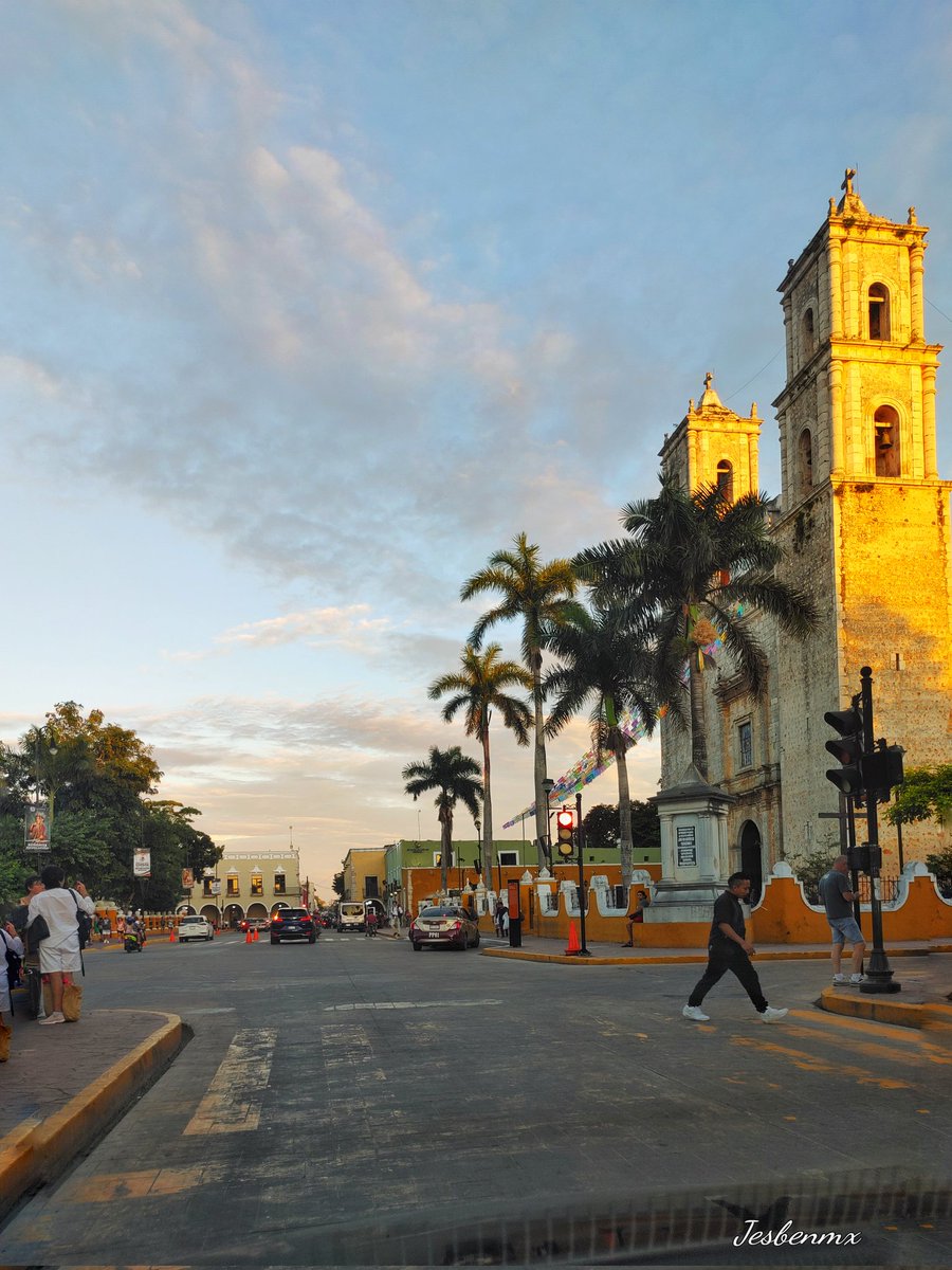 Así de bellos son los atardeceres en la hora dorada en Valladolid Yucatán ❤️