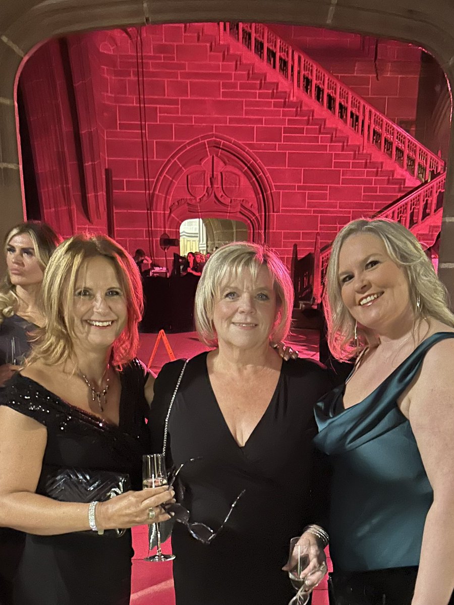 Mrs Frodsham Hope tweet media