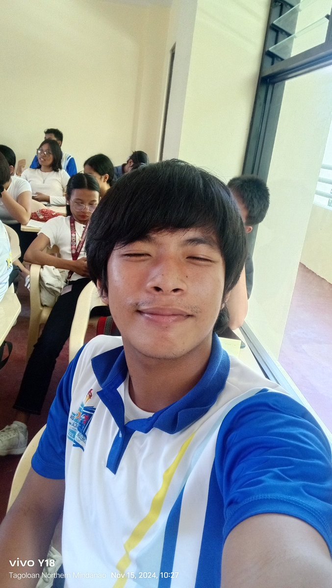 itsme_jumel21ph's tweet photo. Sorry sa mga classmates ko sa likod 😁 #foryou #fyp #mood #happy #views #support #treading #viral #smile #firstyearcollege #collegelife #school #BPED #student #jumel_valenzuela https://t.co/DQpTbzFimf