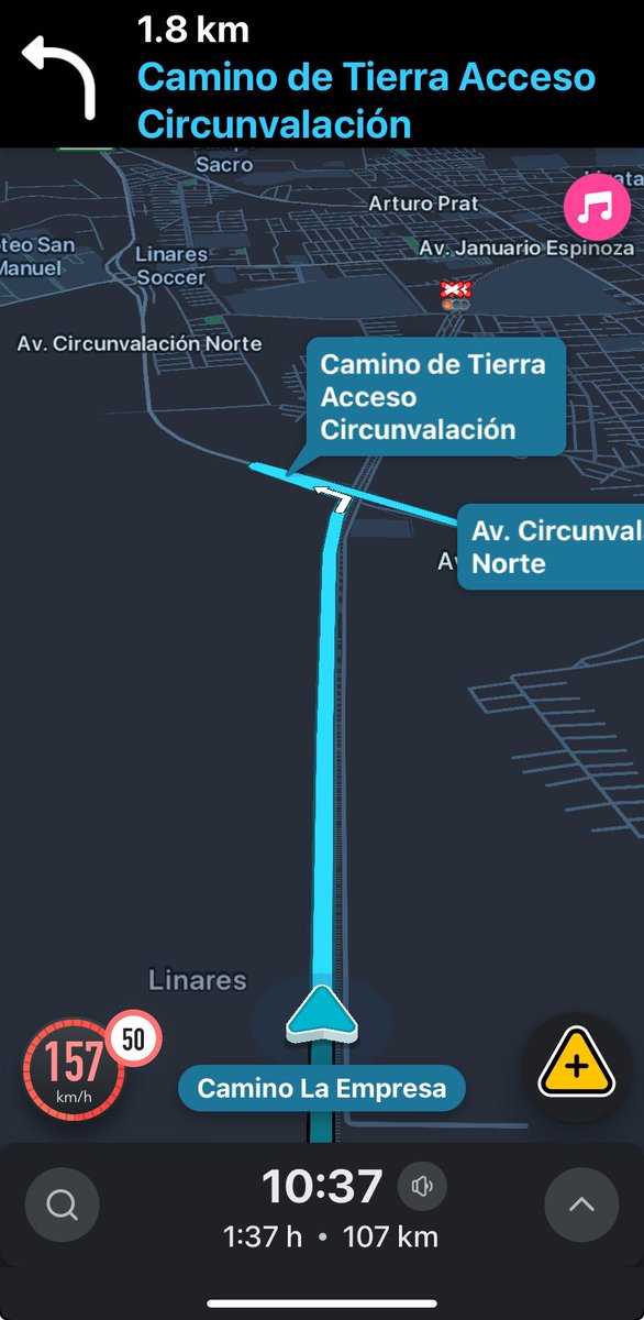 NachoOrtega's tweet photo. Días atrás El Mercurio aseguró-sin fuentes- que el @EFE_Chillan demoraba más de 5 horas y que su velocidad era 90km/hr. Como usuario dije que demoraba 4 horas. Hoy lo tomé y llegué a destino en 4 horas: hora y media menos que buses. ¿Por qué ensuciar lo que debe enorgullecerte? https://t.co/uckl5946Yk