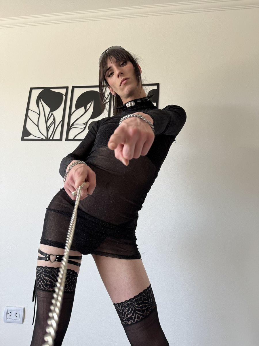 you love being on your knees don't you? you don't even get to leave you're already thinking about me