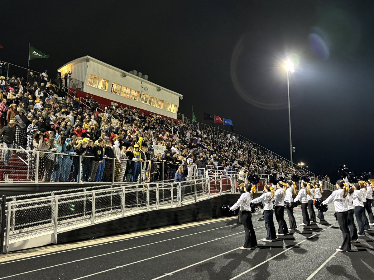 Taylor Yellowjackets Athletics (@tayloryjad) on Twitter photo Shoutout to #thestateofcleves for showing up tonight. Not many open seats. Appreciate the hospitality <a href="/fcsdathletics/">Aaron Blankenship</a> Shoutout to #thestateofcleves for showing up tonight. Not many open seats. Appreciate the hospitality <a href="/fcsdathletics/">Aaron Blankenship</a>