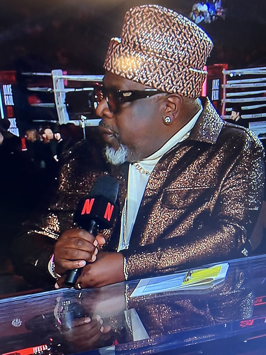 BigBrandon007's tweet image. Cedric dressed like a Nigerian scammer 😂😂😂😂