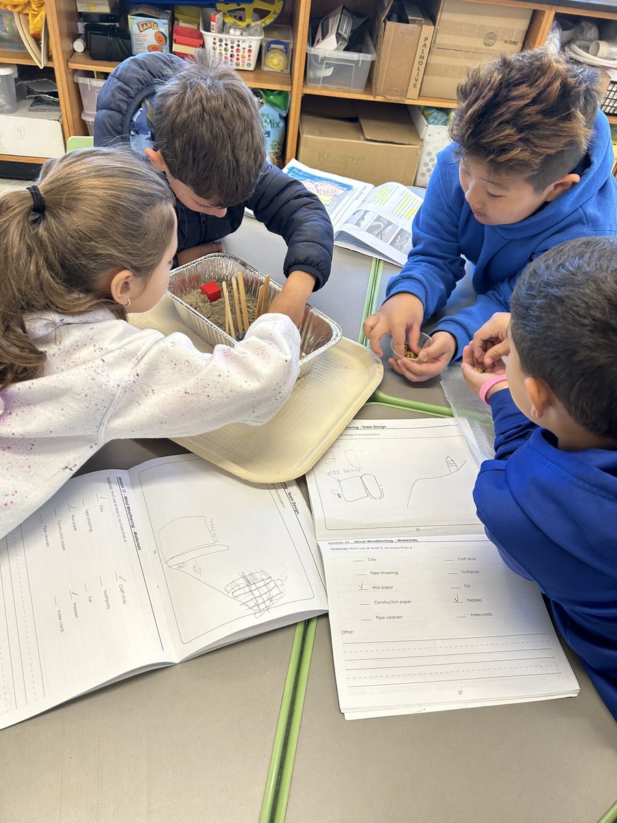 MsKravitzReads's tweet photo. So much fun in STEM this week learning about wind and water erosion! 💨🌊 https://t.co/xF8Xs0HMtI