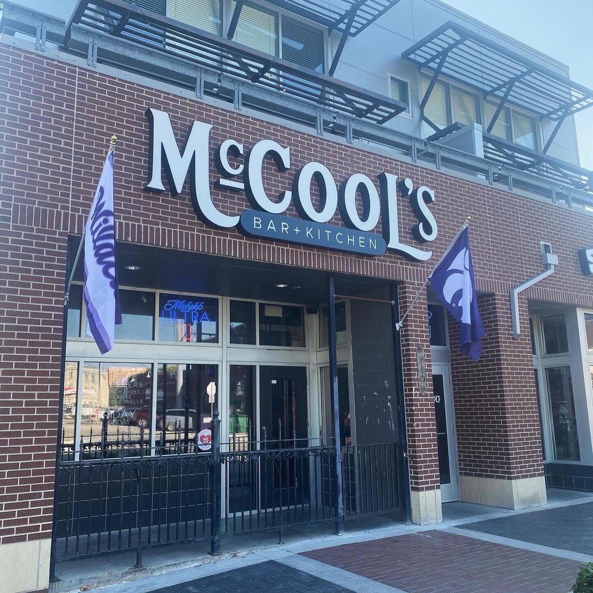 Gameday weekend is here!!! Come catch the K-State pub crawl band at 7:25pm! 

$7.50 slider baskets 
$6 Manhattan Brewing pounders 
$6 house margs 
$3.50 wells