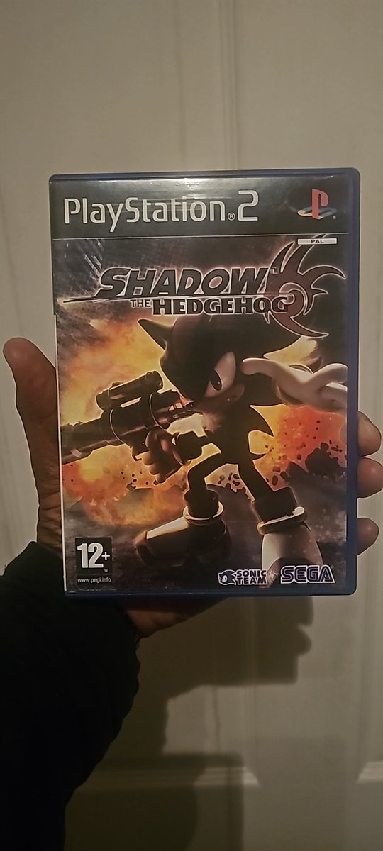 ATAndreiThomas's tweet photo. @ShadowxTwilight I still got my old shadow the hedgehog 2005 game on the PS2 Version, as it is still my most favourite sonic game of all time after 19 years and yet I'm still a massive shadow the Hedgehog fan, up to this present day #shadowfan #ShadowTheHedgehog #FearlessYearOfShadow https://t.co/A77yMZowKE