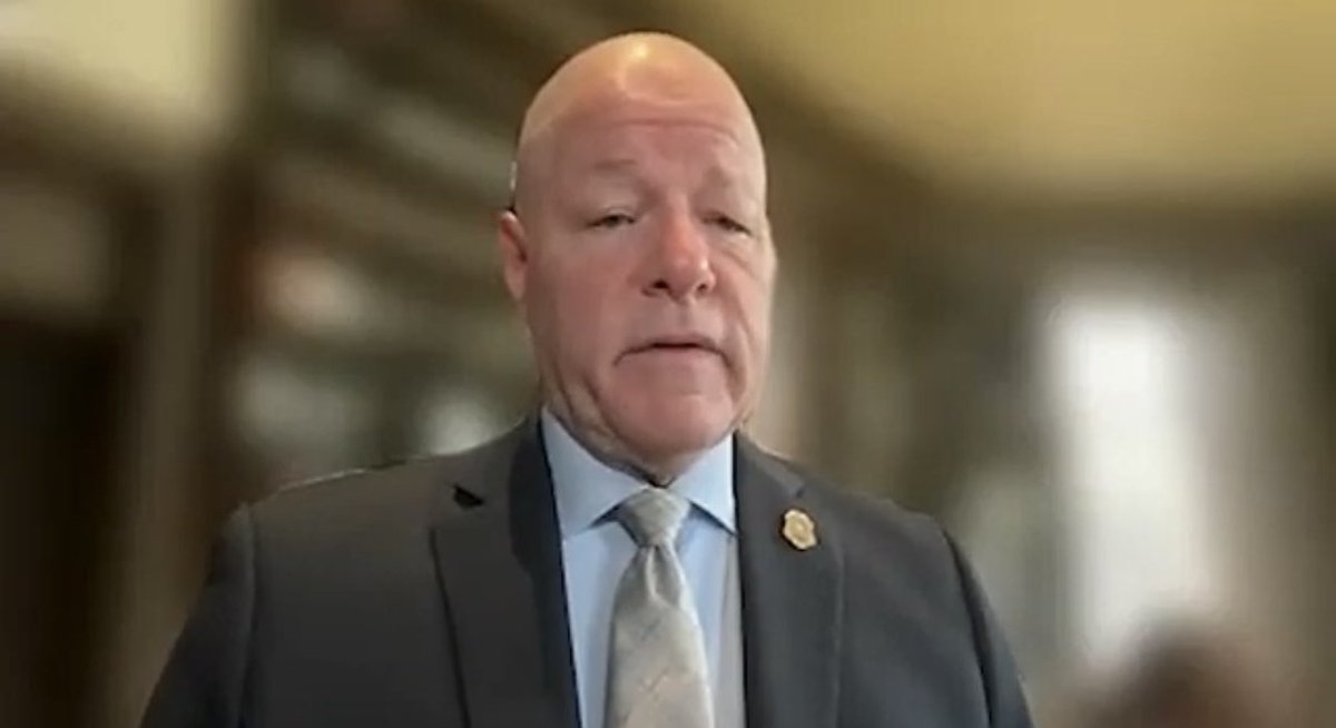 BREAKING: TBI Director David Rausch has more on the Venezuelan gang operating in Tennessee cities. 

youtube.com/watch?v=kUYfYo…