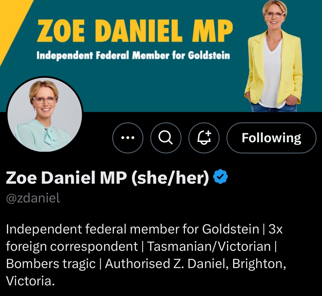 Ozpollies tweet media
