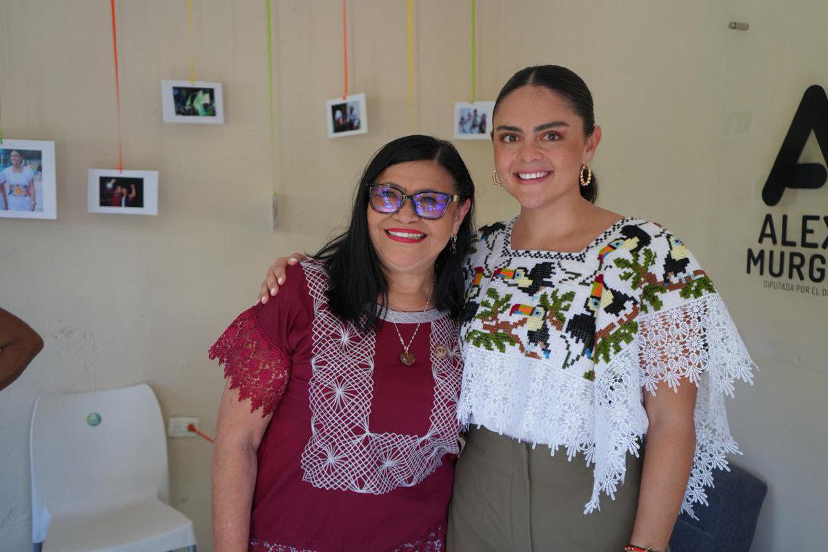 Un honor acompañar a mi amiga, la diputada Alexa Murguía Trujillo, en la apertura de su casa de gestión en el distrito IV local. ¡Un paso importante hacia un futuro con más compromiso y trabajo por nuestra comunidad! 🌟