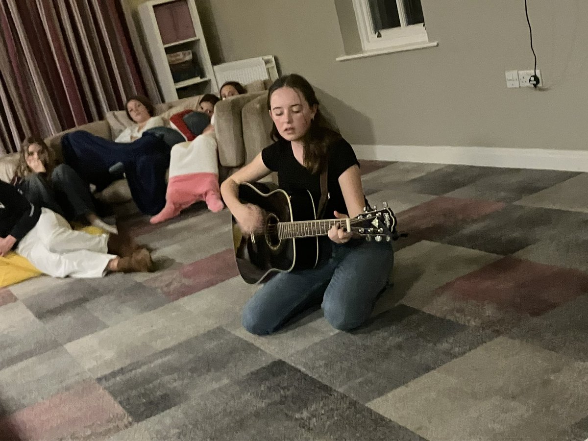 Style House tweet media