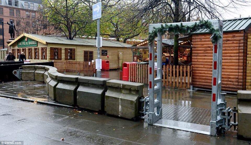 Wenn der Weihnachtsmarkt besser gesichert ist, als unsere Grenzen.