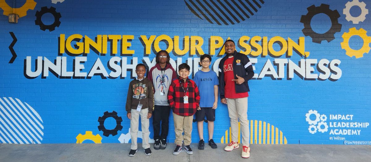 jleemed's tweet photo. Here are our #ImNextMentality Students of the Week! You continue to take on the challenge and continue to excel. Lead on, lead strong! https://t.co/dif4lh70EX