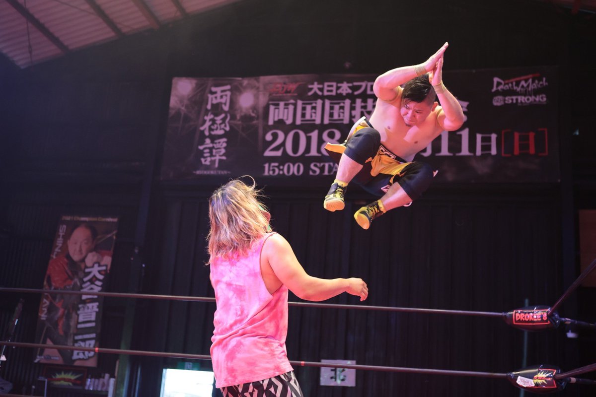 SYUN_dropkick's tweet image. 翼レフェリーデビュー10周年記念大会　WWC Vol.4

開催まで…1日😱🔥

明日…明日だよ‼️
今週の経過スピードがマッハに感じる😱
やれる事はやった🔥
あとは出し切るだけだ‼️🔥
仕事のことなんて知るかよ‼️🔥
なんとかなんだろ‼️
いまは…WWCだ🔥
プロレスだ‼️🔥
やるぞ…
やるぞ❗️
やったんぞ‼️🔥
#WWC