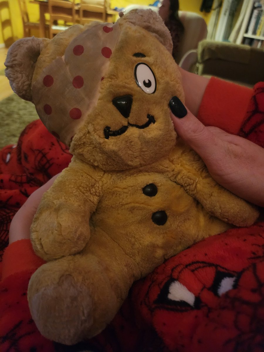 ProctorVic's tweet photo. A bit tatty, a bit stinky but what do you expect at 33 years old? @BBCCiN #PudseyBear https://t.co/iesB98EjJ0
