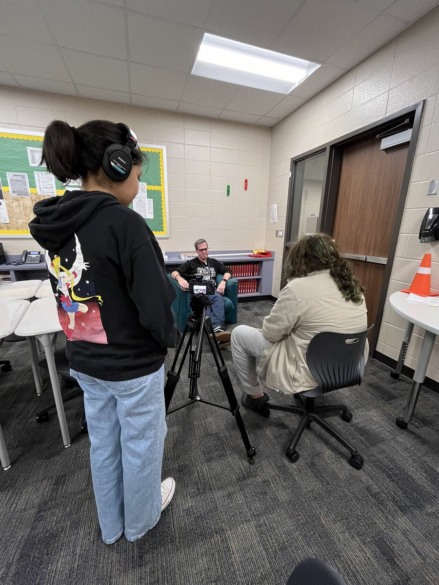 FallsStudios's tweet photo. You know it’s a good day when AVP 1 and 2 work together to run interviews 🎥😊 @cyfallshs #PathToAmazing #CFISDCTE https://t.co/VntdsXAMK7