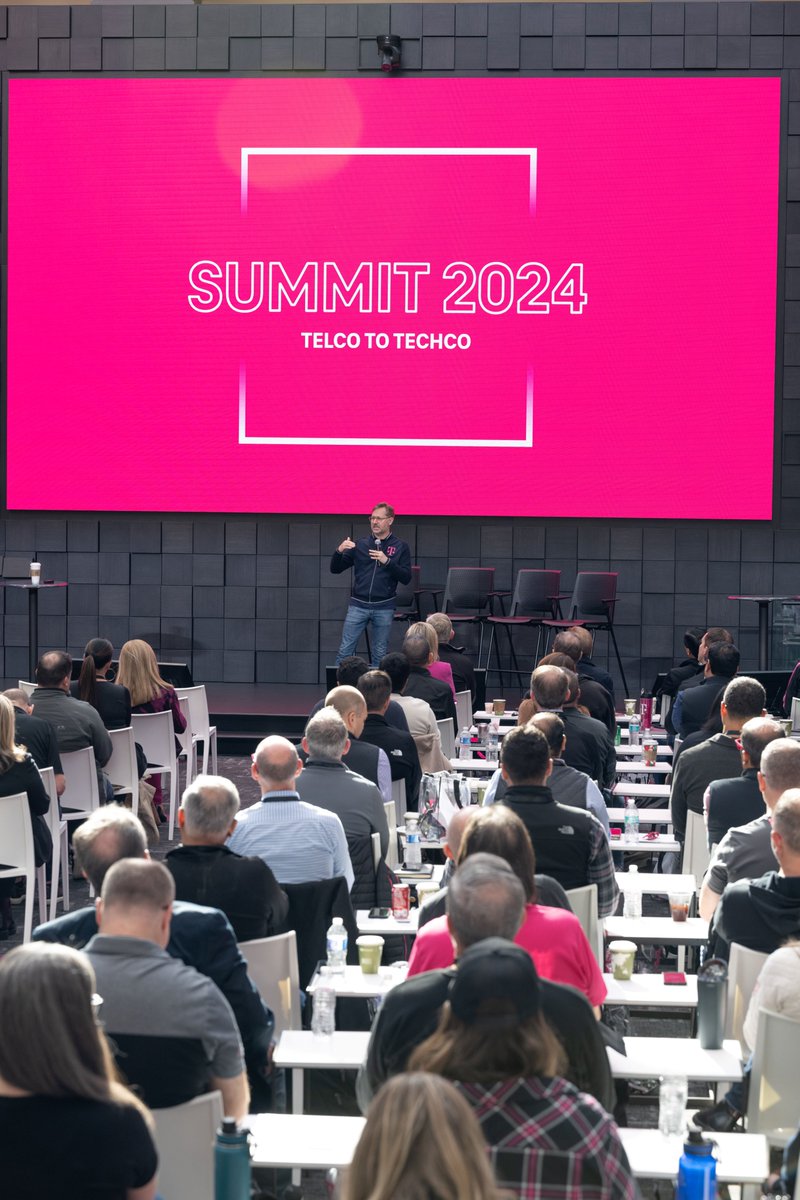 5G continues to transform how we live, work and play. <a href="/TMobile/">T-Mobile</a> will always be at the forefront of exploring innovative use cases to better serve our customers. 💪

Awesome week with so many talented leaders at the Technology Summit!
