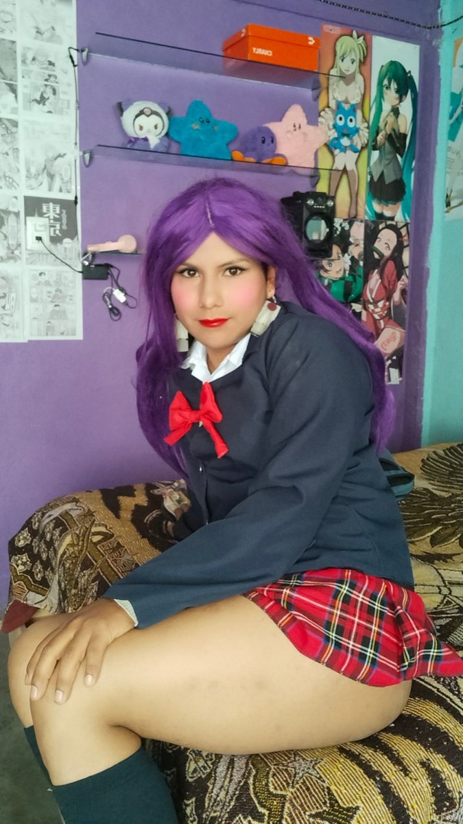 dulce_fermtz's tweet photo. Uniforme escolar tipo asiático https://t.co/vC9Z8sCXEk