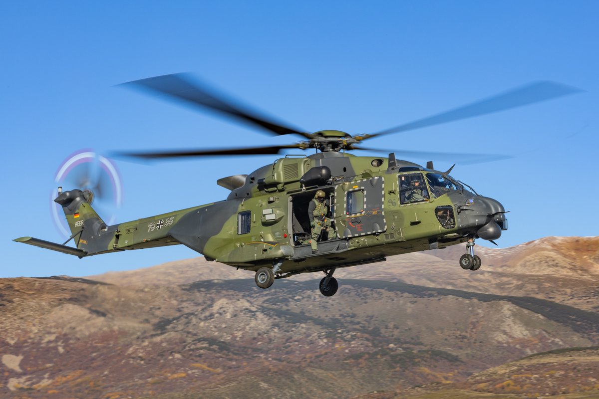 Today at Sainte Léocadie (France ) <a href="/Deutsches_Heer/">Heer</a> for training with 4 #NH90.

Copyright: PhoenixAviation / Vincent Vannier