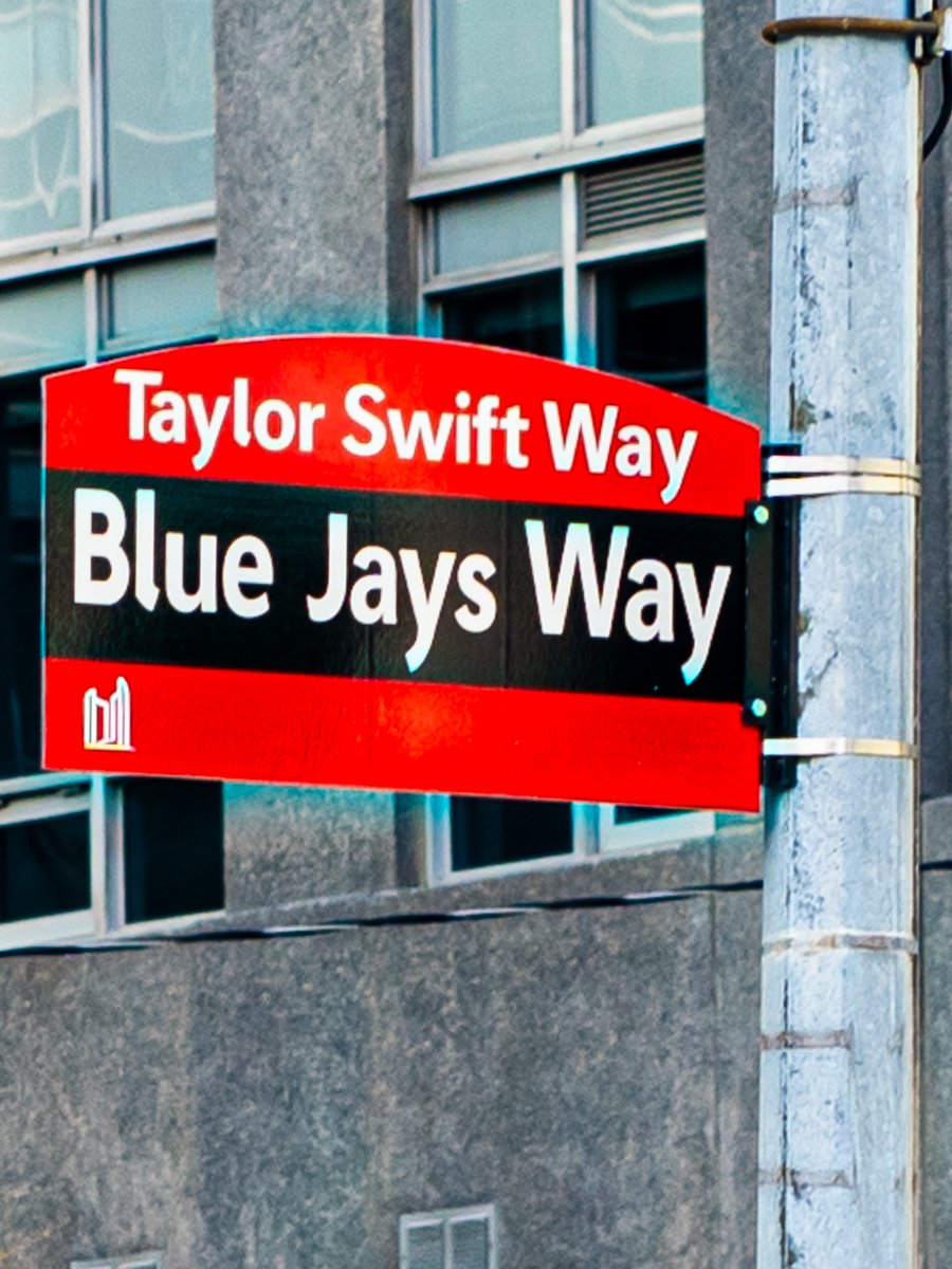 DailyBreadTO's tweet photo. REMINDER 📣 There's still time to place your bid in this week's #TaylorSwiftWay online #auction supporting emergency #foodprograms. Bidding is open for 5 signs in total: 1 Blue Jays Way &amp; 4 Queen St W sign toppers. Bidding closes Nov 17! Visit: https://t.co/7ahMKJf7UH #ErasTour https://t.co/a8e3spenr8