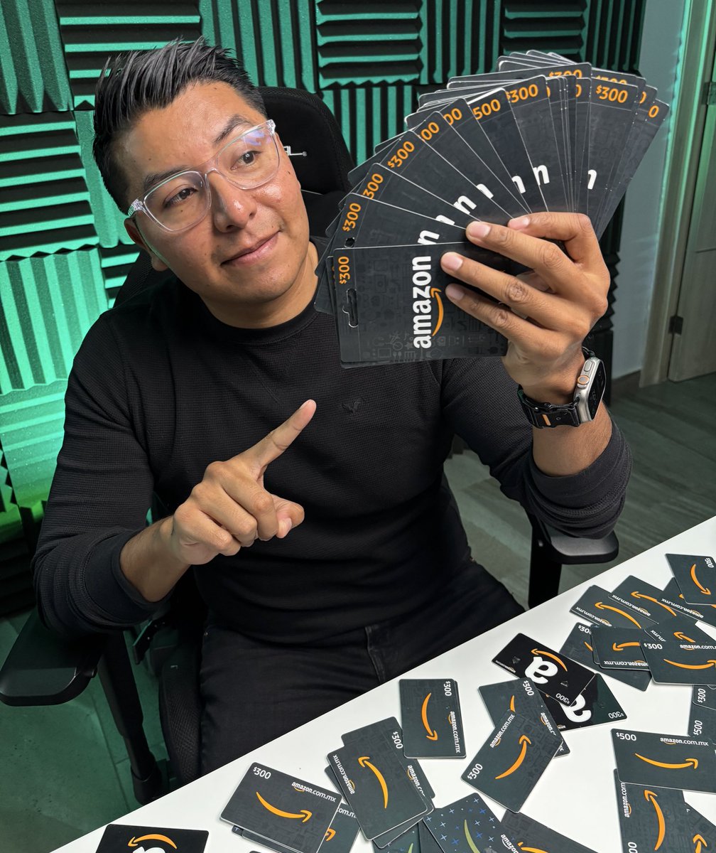 Carlos_Vassan's tweet photo. Vamos a hacer otro sorteo, voy a regalar $600 MXN para Amazon, si quieren participar tienen que cumplir los siguientes pasos: 

- Reaccionar a algún mensaje en el canal de Telegram de Carlos Vassan PROMOS 📲💪 con este emoji: 🔥
- Darle RT y me gusta a este Tuit 
- Comentar que planeas comprarte 

Si no conocen el canal de Telegram, les dejo el link: https://t.co/o6hGdTETnG
