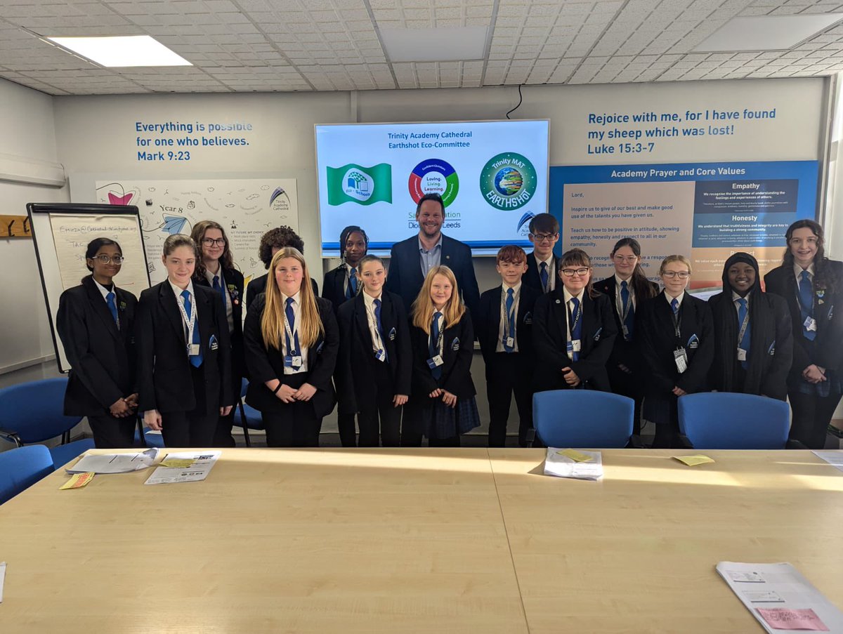 TrinityAcademyC's tweet photo. It was wonderful to have a visit from our MP @simonlightwood today who met with students from our Cathedral Citizens group and heard an inspiring presentation from our Eco Committee. The students were incredible and made us so proud. @CathedralRs https://t.co/WsElxHTd7z