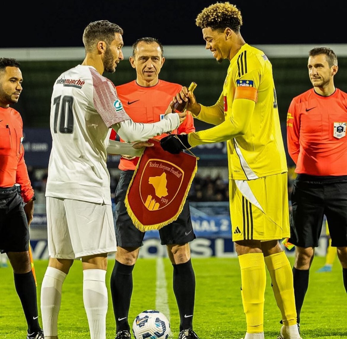 NationalZone_'s tweet photo. 🤯🤯 𝗕𝗢𝗢𝗢𝗢𝗢𝗠𝗠𝗠𝗠𝗠 !!! 

Angoulême (National 2) se qualifie pour les 64es de finale de la Coupe de France 🇫🇷 en battant Rodez (Ligue 2) ! 👏

𝟰𝟮’ ⏱️ 𝟭-𝟬 | 𝗔𝗻𝗴𝗼𝘂𝗹𝗲̂𝗺��� 
𝟳𝟱’ ⏱️ 𝟮-𝟬 | 𝗔𝗻𝗴𝗼𝘂𝗹𝗲̂𝗺𝗲 
𝟵𝟬+𝟲’ ⏱️ 𝟮-𝟭 | 𝗥𝗼𝗱𝗲𝘇 https://t.co/jRsg4GAIQl