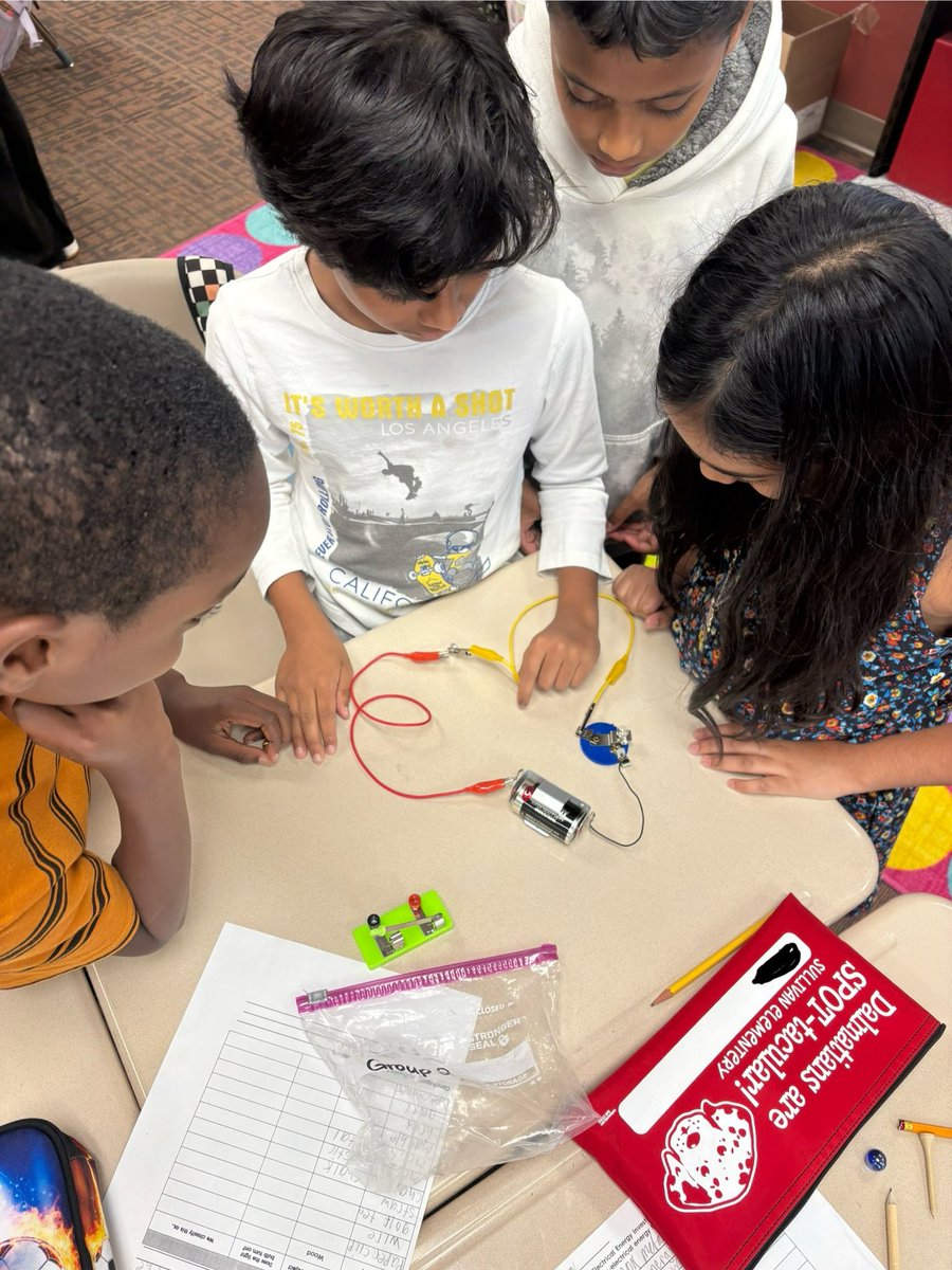 Hands on science investigation with circuits! #insulators #conductors #electricalenergy <a href="/ASE_Dalmatians/">Sullivan Elementary</a>