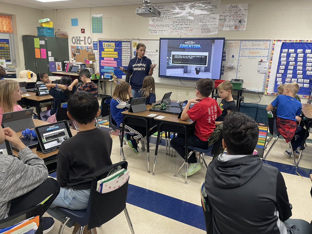 mrsosterman's tweet photo. Today we played Minecraft! We learned how animals use their adaptations to survive in their environments! Thank you Mrs. Carovillano! https://t.co/8u5QQJfjvo