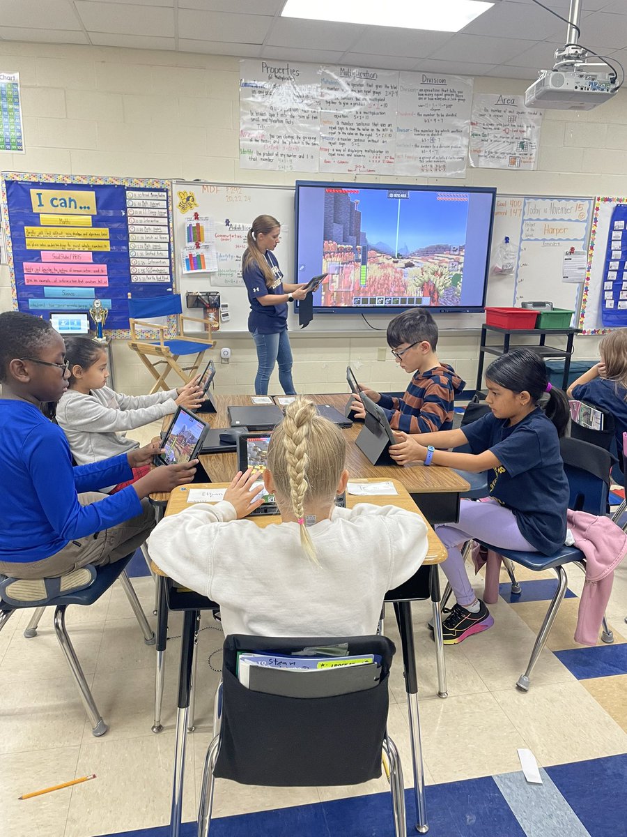 mrsosterman's tweet photo. Today we played Minecraft! We learned how animals use their adaptations to survive in their environments! Thank you Mrs. Carovillano! https://t.co/8u5QQJfjvo