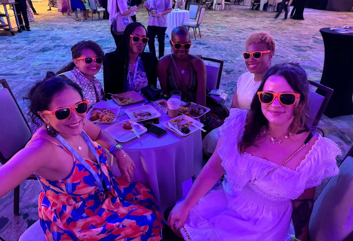 Community_Wind's tweet image. Our team had an incredible experience at this year’s @SOMOSNEWYORK conference, where we engaged in meaningful discussions on empowering our communities and ensuring that the benefits of offshore wind are accessible to every community across New York. We’re excited to continue to…