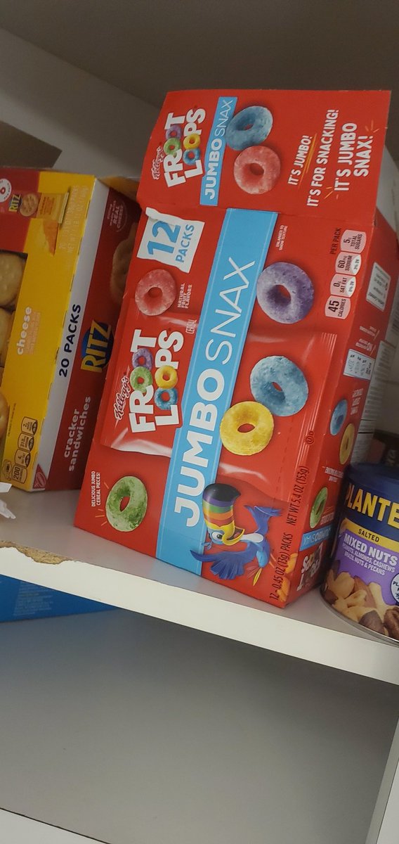 Hey <a href="/ClaytonHentzel/">Clayton Hentzel</a> .  The office manager often picks up snacks for the office. Usually granola bars, almonds and those peanut butter crackers.  Look what they picked up this week!!! #NoFruityLoopies #RealDeal