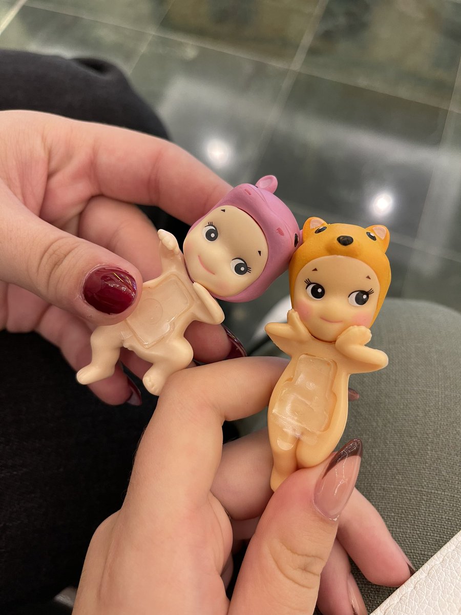 justalexia_'s tweet image. penélope luda y jhonny melabo🫡