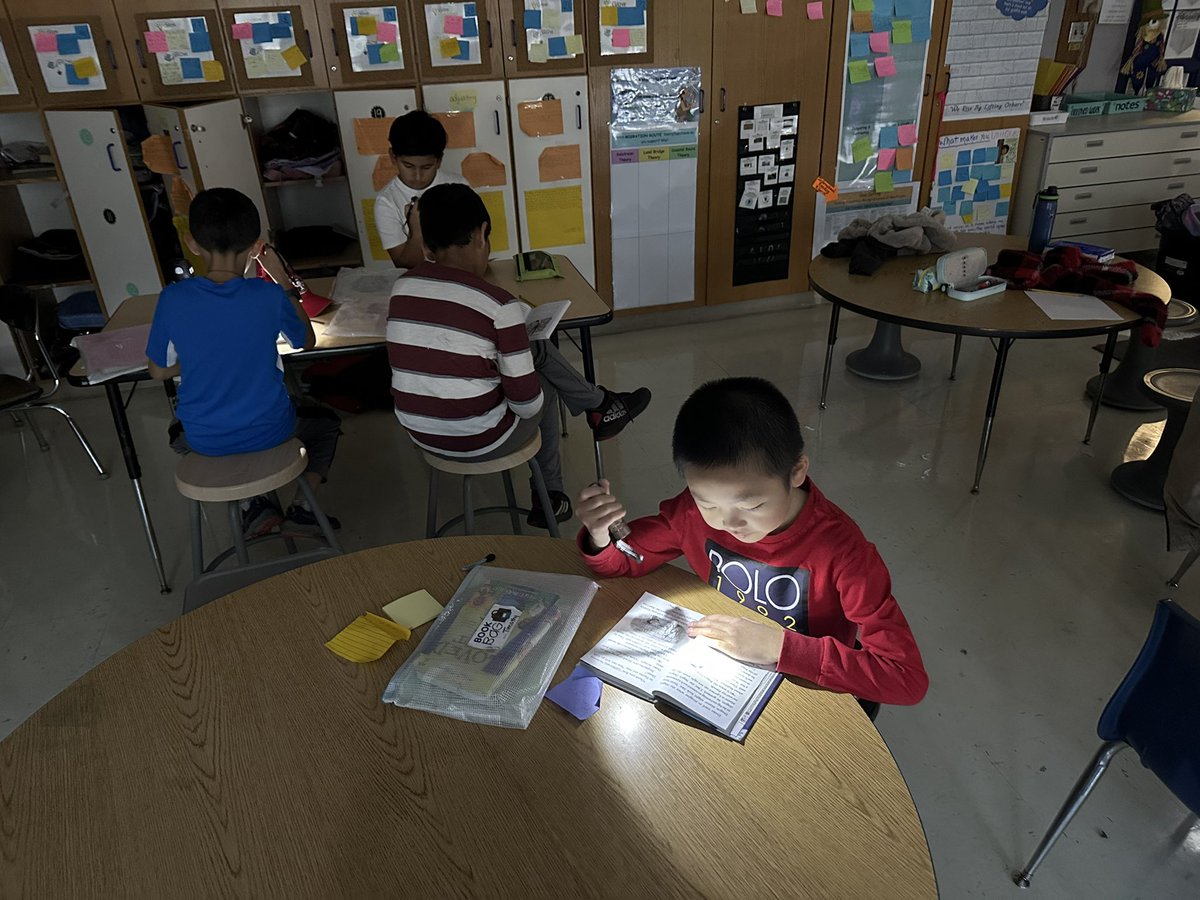 📚✨ Fifth graders are lighting up their love for reading during Flashlight Friday! Armed with flashlights and captivating books, they’re diving into new adventures one page at a time. 🔦💡 #ReadingFun 
#FunFriday
<a href="/SearingtownK5/">Searingtown School</a>