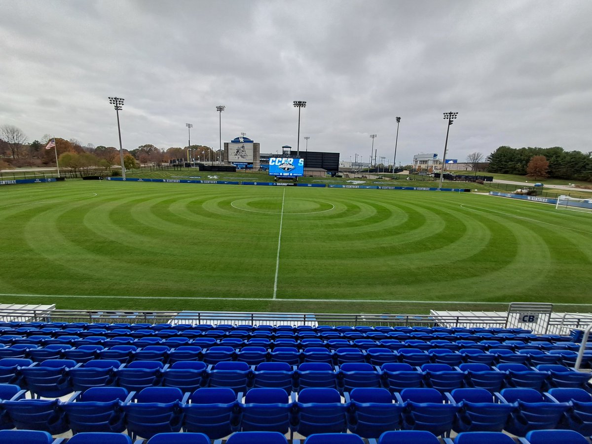 UKWomensSoccer's tweet photo. You've outdone yourselves again @UKsportsturf

😻😻😻 https://t.co/KI3Sb6SjOR