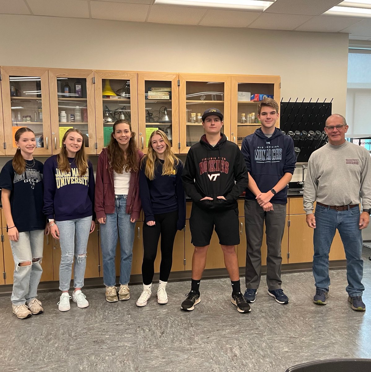 BRVGS's tweet photo. College/Future Plan Day did not disappoint!!!  It has been so much fun seeing all the BRVGS Spirit this week from all 7 schools!  We are so proud of our students and excited to see where life takes them! https://t.co/38ILaY23vs