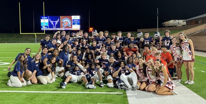 Coach_Kovo's tweet image. Season finale episode celebrating the seniors going out with a thrilling OT victory w/@7LHSFootball HC @JHamon17 !! 

🎧 podcasts.apple.com/us/podcast/sev…

@SevenLakesPTSA @SLHSABC @7LSpartanNation @SlhsTrainer @coachdober @KatyTimesSports @kfinnesand @TylerTyre @SpartanCrazies_