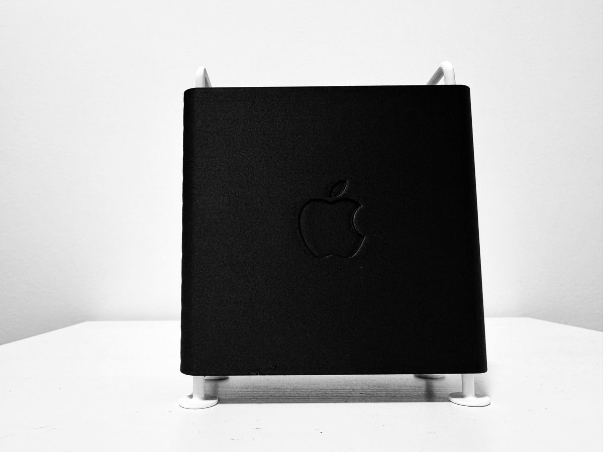 Rusty1281's tweet photo. Waiting for the #Macmini to arrive… The enclosure is ready ;)
#M4Pro #10G #Apple #Macmini #MacMiniPro #MacMiniStudioPro #3dprint https://t.co/ghOxCfBvJm
