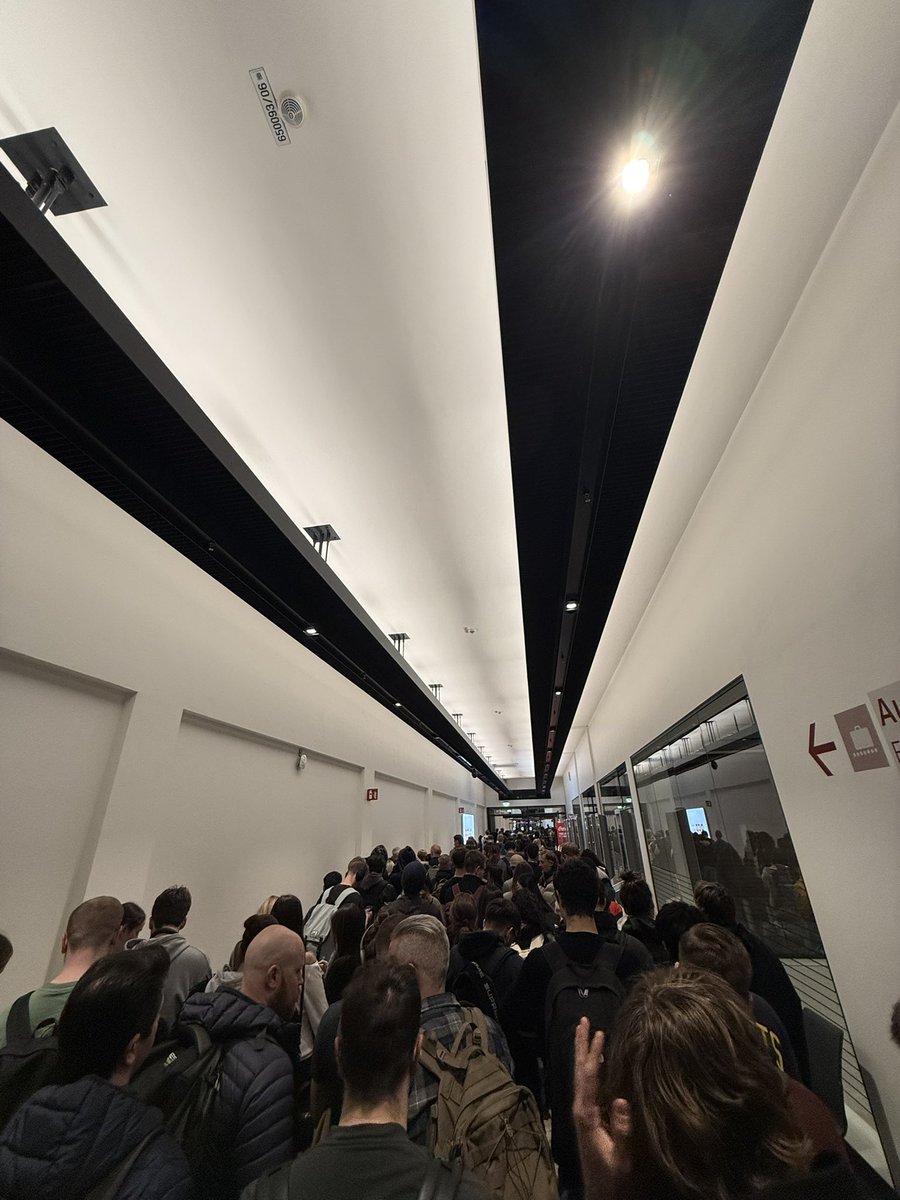 sdonne23's tweet photo. Welcome to #berlin 🇩🇪 @berlinairport 1 hour and counting with no movement. 2 photos of the queue an hour apart. I can understand why @ryanair have pulled out of the airport. Wished I’d gone to #munich https://t.co/rlO1ddTmZ1