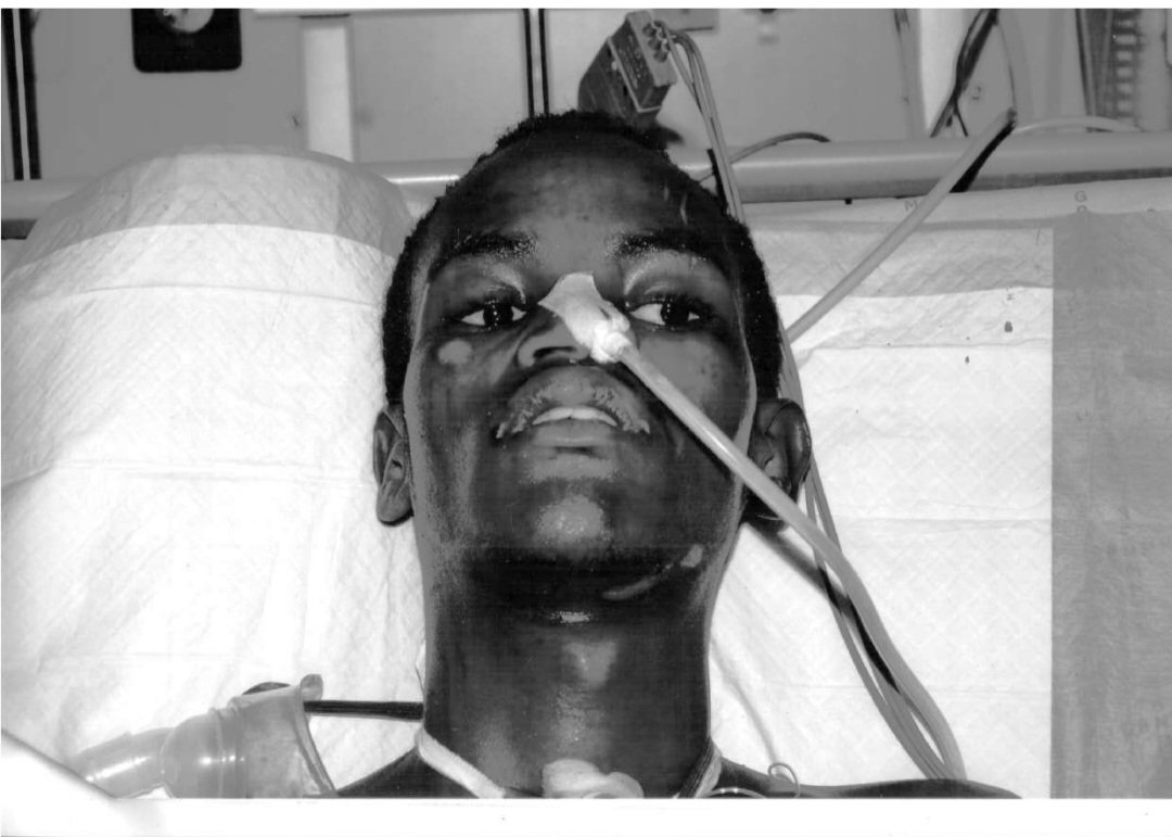 ForceNampol's tweet photo. RELATIVES SOUGHT || NAMPOL is looking for the family members of the male in the attached picture, who was involved in an accident on 28 October 2024. Family members or anyone who recognizes the individual in the attached picture are urged to contact 081 300 1848 or 081 447 4612. https://t.co/ZYjSEb0zq5