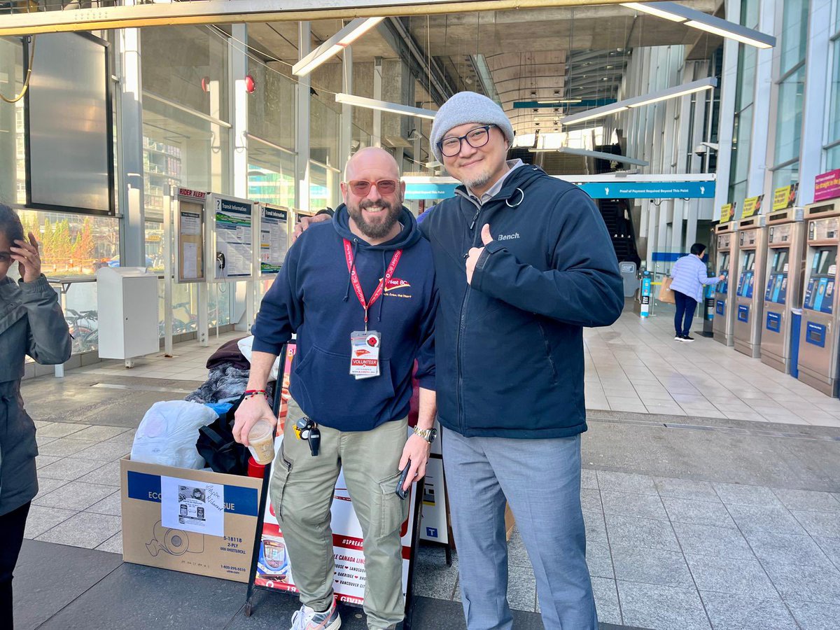 henryyaormd's tweet photo. š§¤@BlanketBC is hosting the 14th annual #DriveOnTheLine campaign to support fellow British Columbians.
Volunteers will be at the @TransLink #RichmondBC stations today (Nov 15) & tomorrow (Nov 16) 9am - 5pm to collect blankets, socks, scarves, mittens & toques!
#RichmondBC #BC https://t.co/zjgkGBDA97