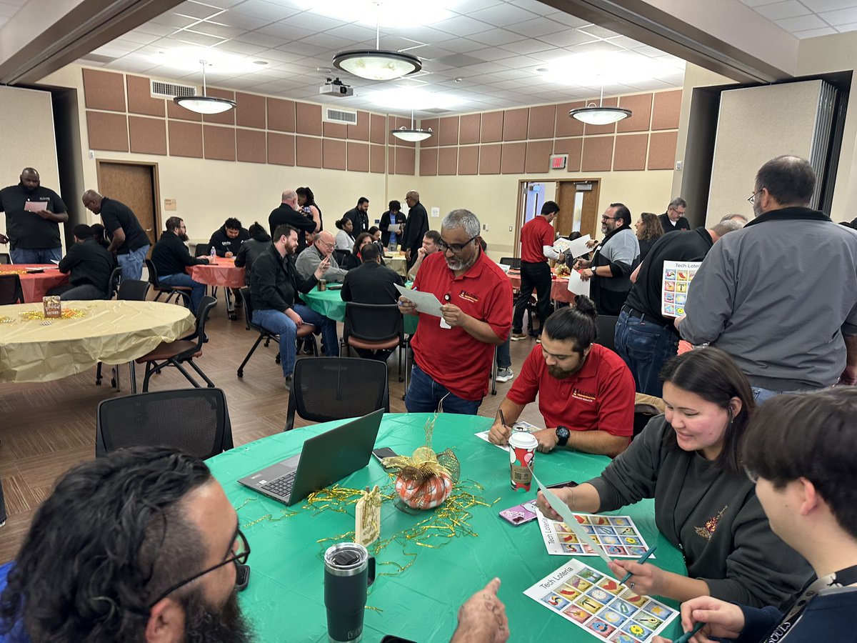 Adam Galvan tweet media