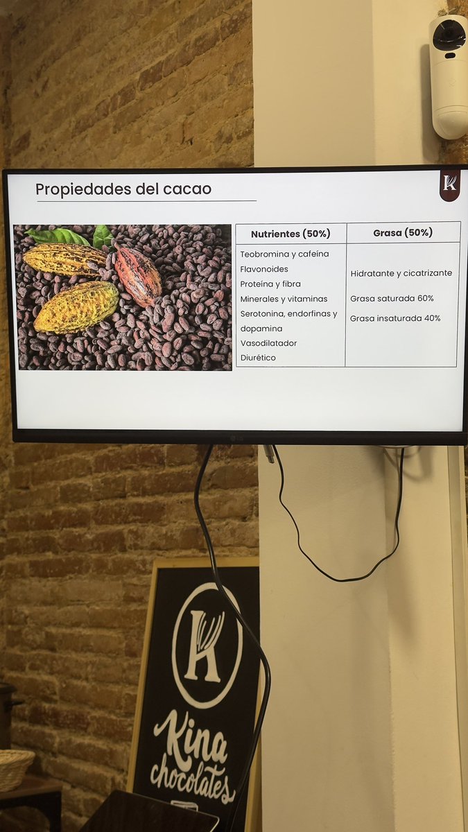 HyunMarie's tweet photo. Aprendiendo a fondo sobre lo que más me gusta: el cacao 🤩 Menuda tarde 👉https://t.co/jqdBa0P0II https://t.co/LyZxfUyY2r
