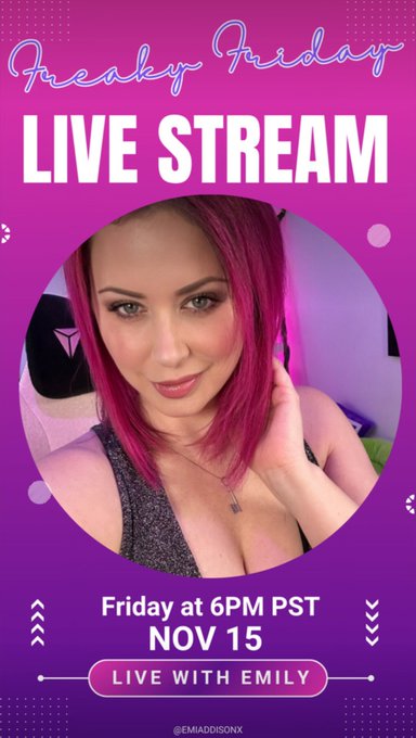 Watch Emi Addison's leaked NSFW photo on TwXstars