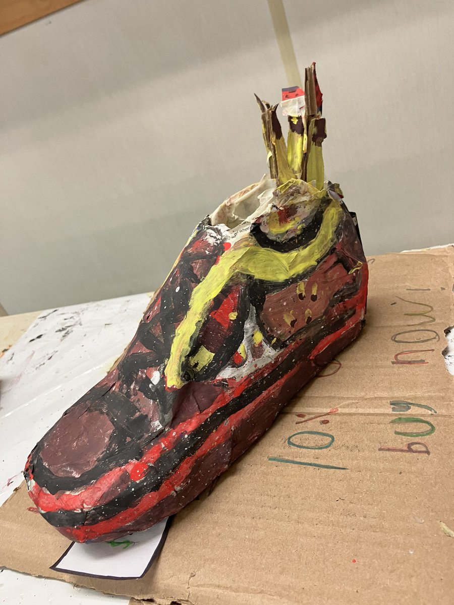 MmeFellows's tweet photo. After lots of hard work, dedication, and reflection, today P3 shared their Identity Shoe projects in our shoe showcase! Ask your child how their shoe reflects their identity! https://t.co/P55tylD6rI