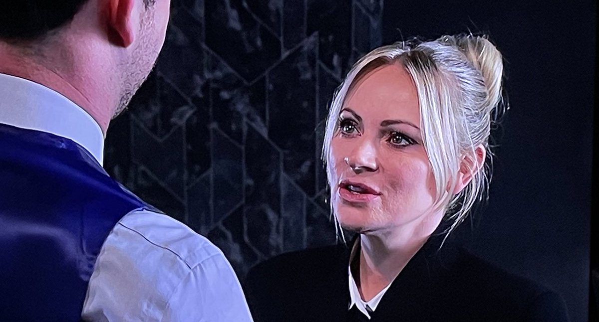 CorrieArt's tweet photo. Always Swain. Never Lisa. Familiarity leads to contempt!
#CorrieLive #Corrie https://t.co/Ofvq5xyST9