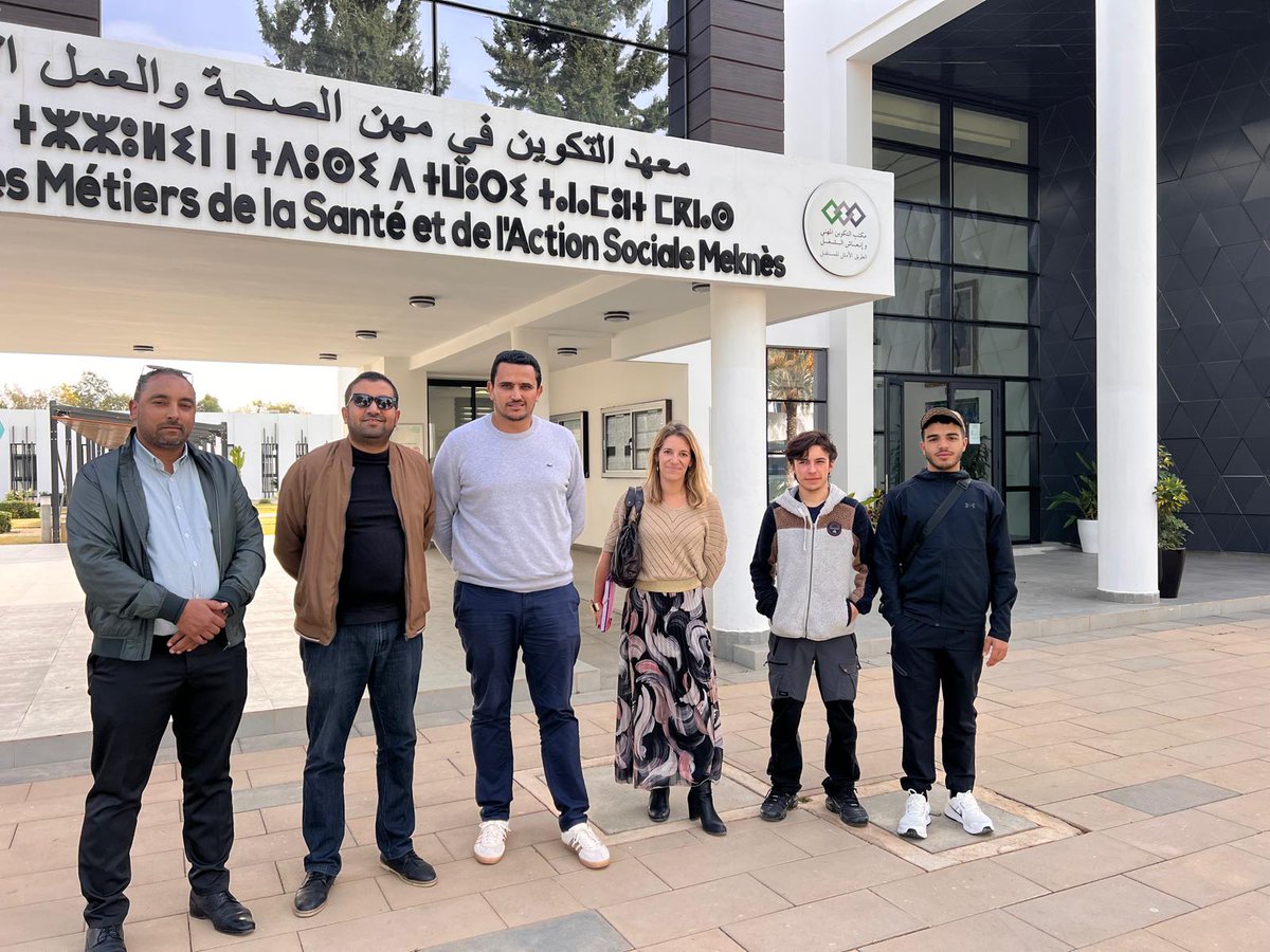 LPRolandGarros's tweet photo. Deux élèves de MSPC du lycée Roland Garros inaugurent la mobilité Erasmus+ à Meknès, Maroc. #MostafaFourar #elpeurolyceepro
Merci à #ofppt #yazaki https://t.co/4wgwlXKtIN