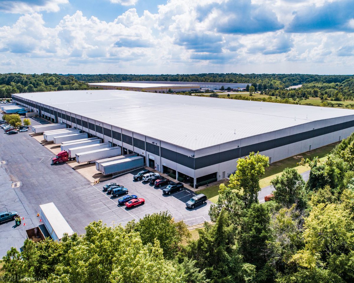 HRIPOSTFRAME's tweet photo. You dealing with roof leaks or rising energy costs? Silicone roof coating seals leaks, reduces energy bills, and extends your roof’s life—saving you time and money.

Curious how to upgrade? 
Contact us to learn more: (580) 589-4800
https://t.co/scbQpDauuq https://t.co/5o6fANwo6o
