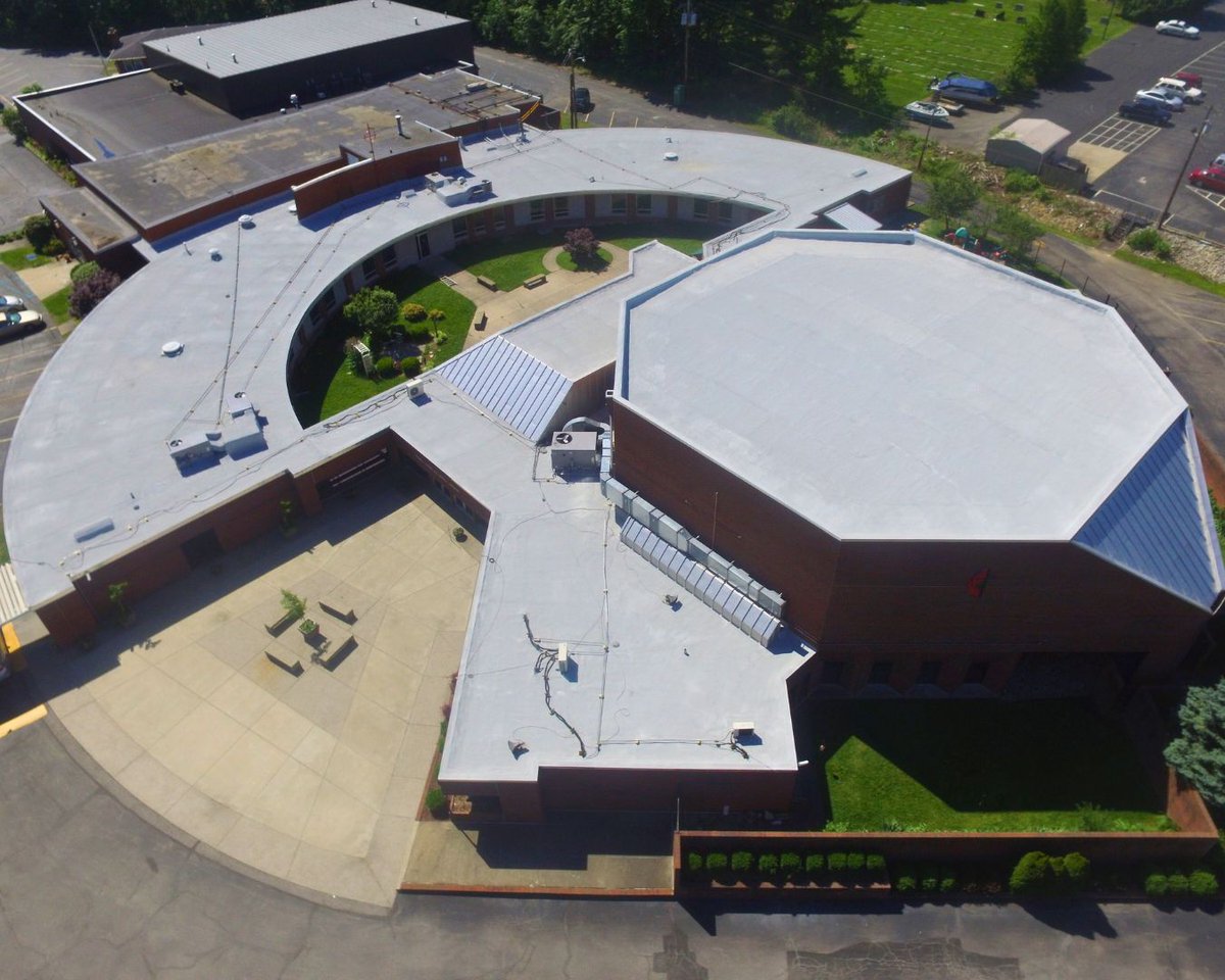 HRIPOSTFRAME's tweet photo. You dealing with roof leaks or rising energy costs? Silicone roof coating seals leaks, reduces energy bills, and extends your roof’s life—saving you time and money.

Curious how to upgrade? 
Contact us to learn more: (580) 589-4800
https://t.co/scbQpDauuq https://t.co/5o6fANwo6o